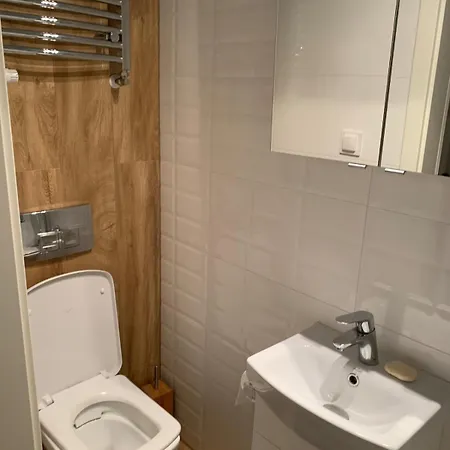Spacious 3br 2 Bathrooms Nadodrze Center Вроцлав