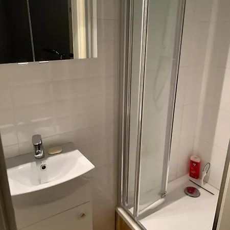 アパート 3 Bedroom Spacious Cozy In Center *